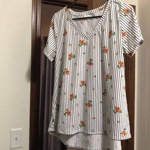 LuLaRoe Christy T